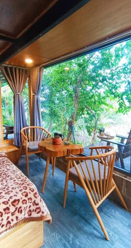 Area soggiorno di Natural Home Đà Lạt