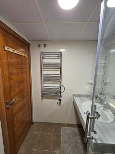 Casa Micangelo - seaview, 10 mins walk to beach