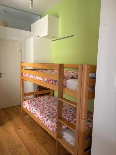 Ένα ή περισσότερα κρεβάτια σε δωμάτιο στο Nomad Hideaway Zadar