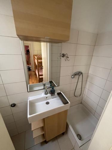 Ένα μπάνιο στο Nomad Hideaway Zadar