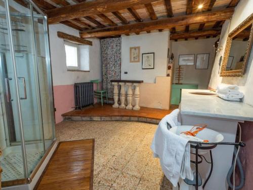 Gallery image of La Rocca in Santa Luca