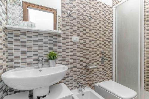 VE2 [Isola] Cool Apartment • Exclusive •