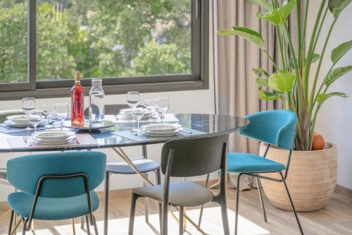 Χώρος καθιστικού στο VILLA VUE MER AVEC PISCINE PRIVÉE pour 4 à 6 Personnes WIFI