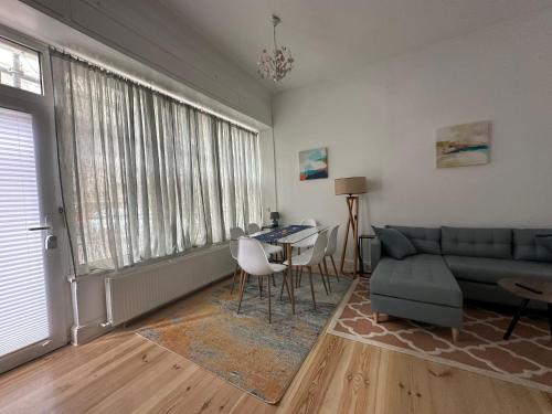 ROD 1 cozy city apartment photo 11