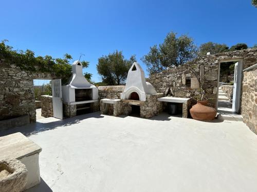 Gambar di galeri bagi Stone Built Villa Ferretti di Plintri