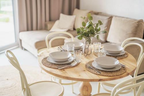 Rewal - 4 Person - Premium Baltic Apartment with SPA access