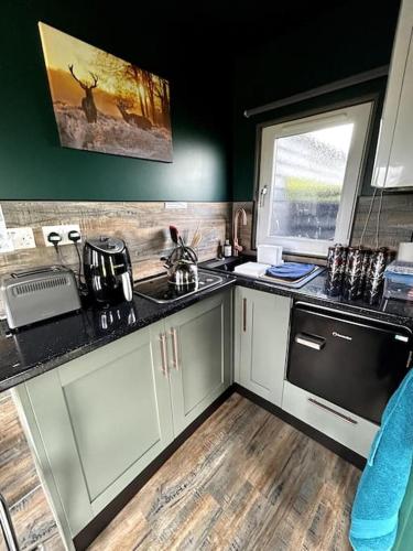 Φωτογραφία από το άλμπουμ του The Potter's Rest, a cosy wee cabin in the Highlands σε Watten