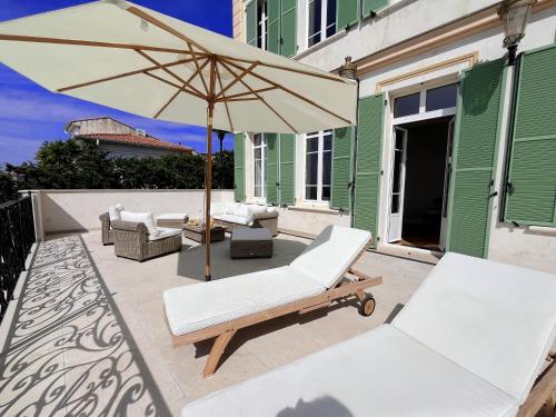 Villa Les Beaux Jours - Vue mer - Piscine - Jardin - Centre ville