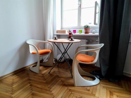 Metro Politechnika Apartment