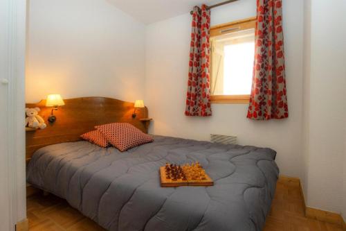 Photo de la galerie de l'établissement Appartement 2 Pièces Cabine 6 Personnes MAE-3921, à Saint-Sorlin-dʼArves