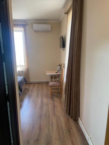 Galeriebild der Unterkunft DECCA Hotel in Yerevan