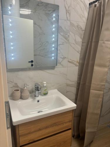 Apartman TINI 4