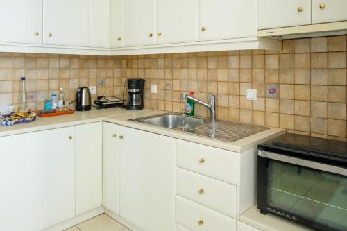 Kuchnia lub aneks kuchenny w obiekcie Villa Guerini