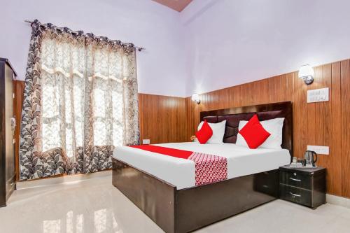 Fotografie z fotogalerie ubytování Hotel O Shri Krishna Guest House v destinaci Noida