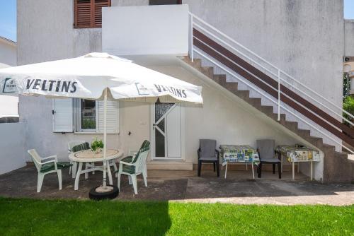 Apartments and Room Sanja