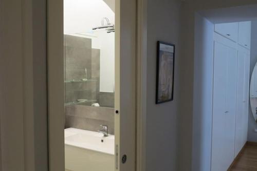Nea Parthenope apartment