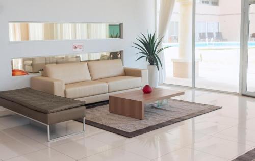 Χώρος καθιστικού στο Apartamento condomínio Bech Village Fortaleza