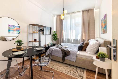 Prague Days - Studio with Netflix in Old Town