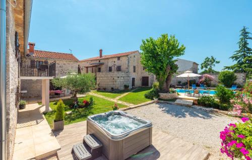 Φωτογραφία από το άλμπουμ του Villa Manovel σε Višnjan