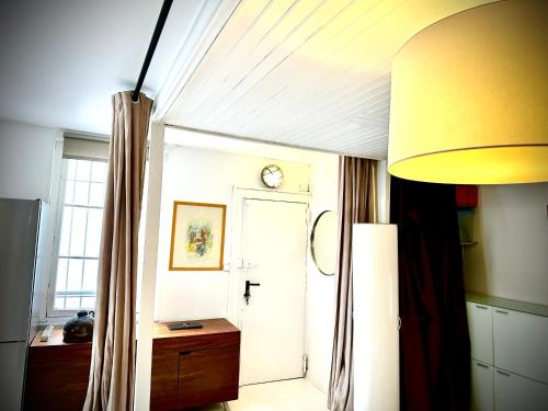 Large Studio North Marais
