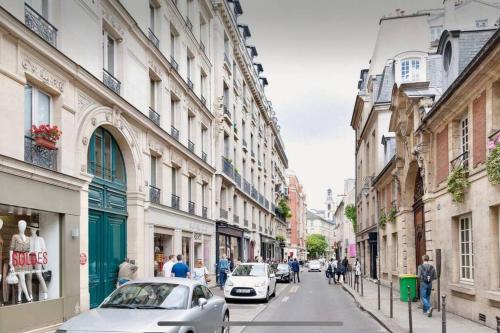 Large Studio North Marais