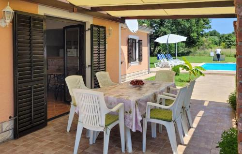 Lovely Home In Medulin