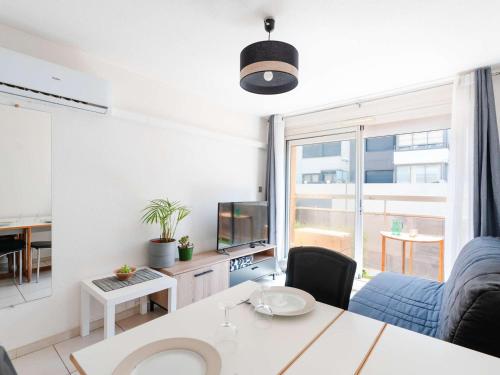 Studio cabine climatisé près de la plage avec parking à Narbonne - FR-1-409-274