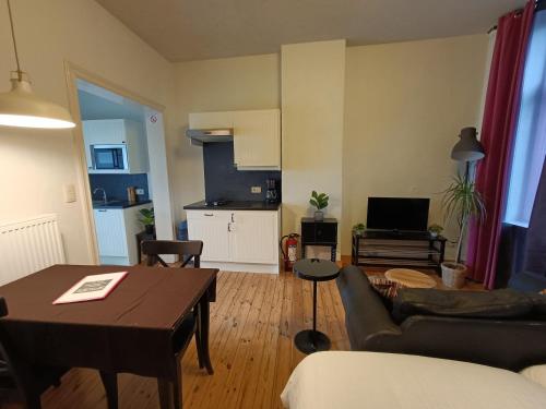 Kuchyň nebo kuchyňský kout v ubytování Apartment Spaces