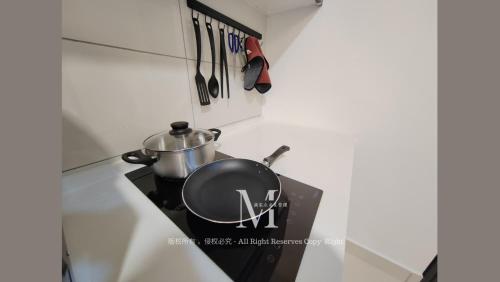 Una cocina o cocineta en Setia Alam Edu Sentral # JSA Walking Distance # Setia Convention Centre & Setia City Mall