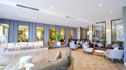 Seastar Hotel and Service Apartmentにあるシーティングエリア