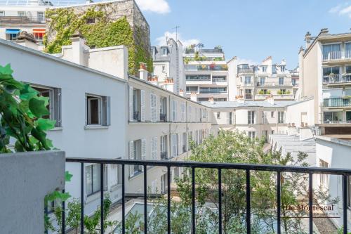Montparnasse Central Studio with AC 11 to 14m2 in a prime location