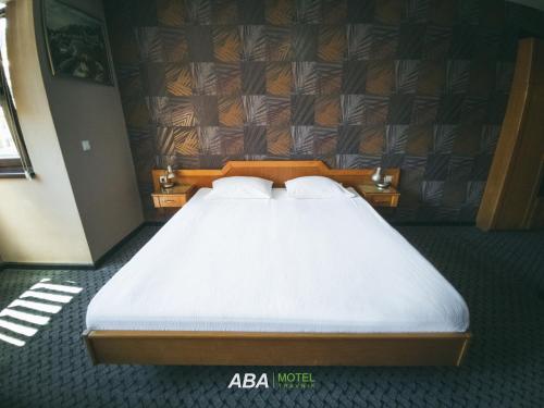 Postel nebo postele na pokoji v ubytování Garni Motel Aba