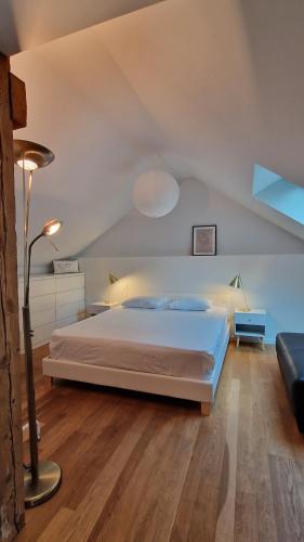 "L'Evasion" Maison avec jardin, Climatisation, Parkings privés, à 5mn à pied du centre Ville