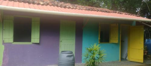 Bygningen som feriegården ligger i