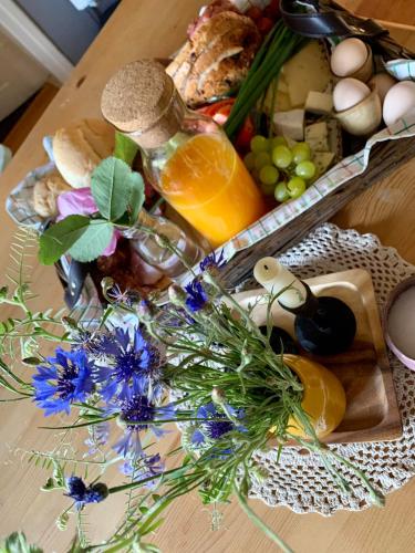 Φαγητό σε αυτό το διαμέρισμα ή κάπου εκεί κοντά