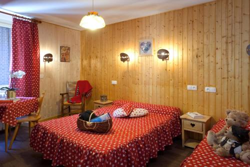 Postel nebo postele na pokoji v ubytování Appartement Zian Justine