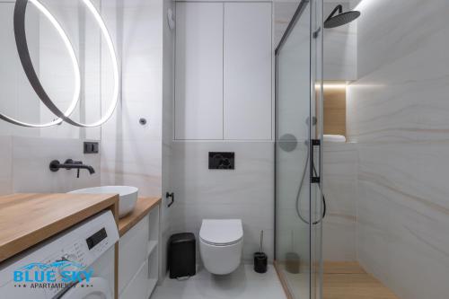 Vannituba majutusasutuses Apartamenty BlueSky Kąpielowa 5C - z widokiem na góry, blisko wyciągów i szlaków turystycznych