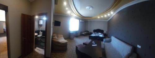 Φωτογραφία από το άλμπουμ του Star Zvartnoc Evn Airport σε Pʼarakʼar