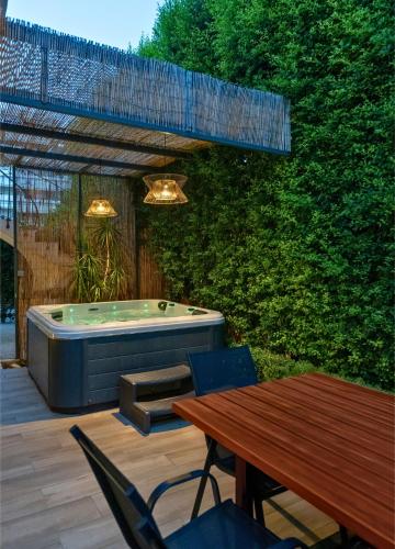 Linas Home - Kalamata Mediterranean Villas