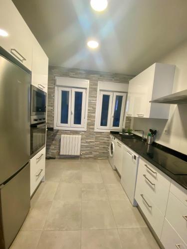 Habitación en apartamento con zonas comunes compartida MG