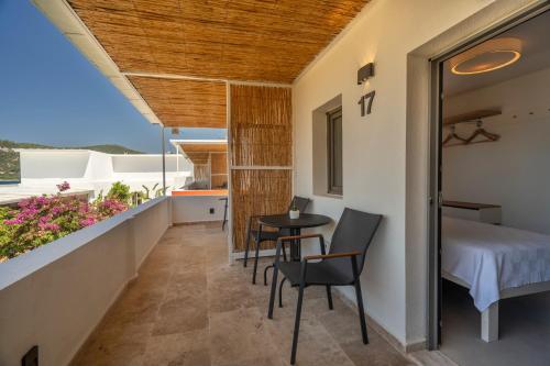 Balkón nebo terasa v ubytování Daphnis Hotel
