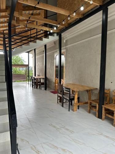 ห้องอาหารหรือที่รับประทานอาหารของ Shamil House