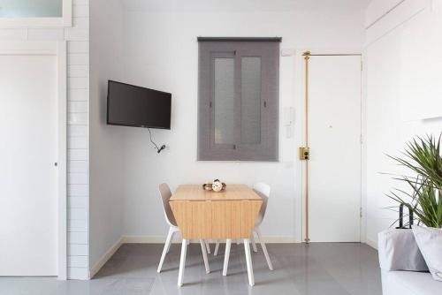 Cozy And Quiet In Trendy Sants