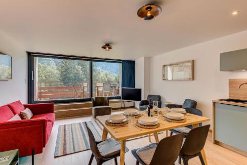 Apartment Cristal des Glaces, Mont Blanc View, Alpes Agency, sleeps 6