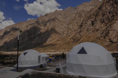Üldine mäevaade või majutusasutusest The Alpinist Glamping Resort pildistatud vaade