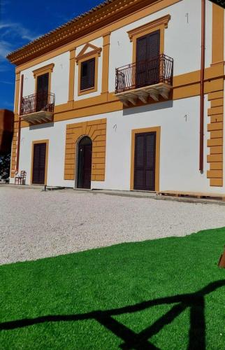 Το κτήριο όπου στεγάζεται  το bed & breakfast
