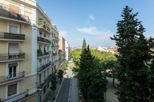 Relax In A Chic Apartment In Sants
