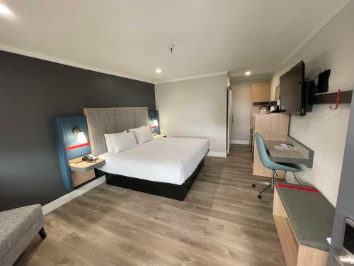 The Midtowner Hotel, SureStay Collection by Best Western Image
