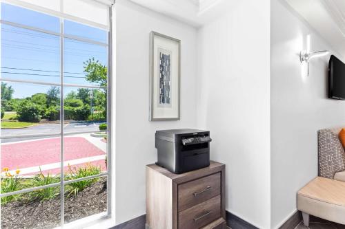 TV o dispositivi per l'intrattenimento presso Best Western Schaumburg – O’Hare NW