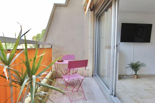 Photo de la galerie de l'établissement 14459 Studio, à Mandelieu-la-Napoule